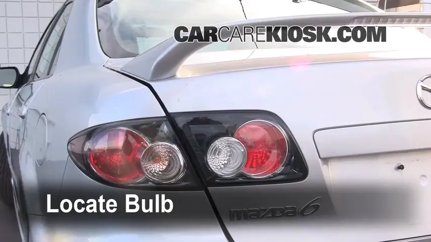 2006 Mazda 6 i 2.3L 4 Cyl. Sedan (4 Door) Luces Luz trasera (reemplazar foco)